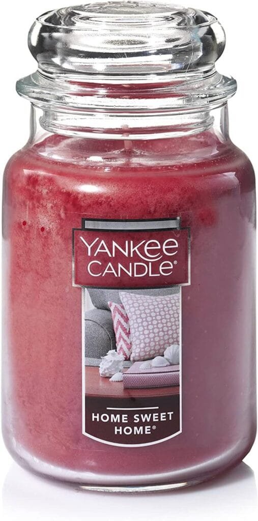 Yankee Candle Home Sweet Home Scented, Classic 22oz Large Jar Single Wick Candle, Over 110 Hours of Burn Time, Ideal for Fall, Outdoors, Home and Christmas Decorations